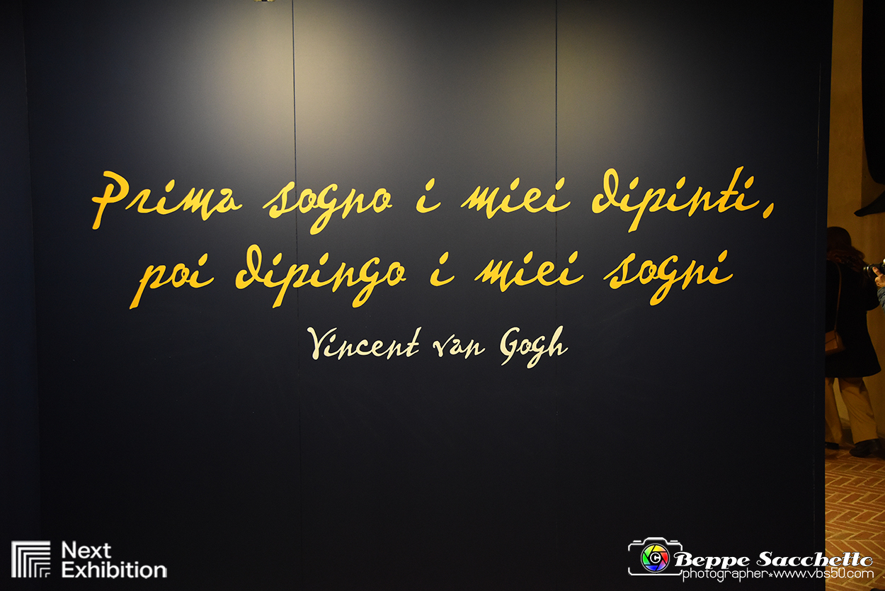 VBS_8117 - Van_Gogh_experience.jpg